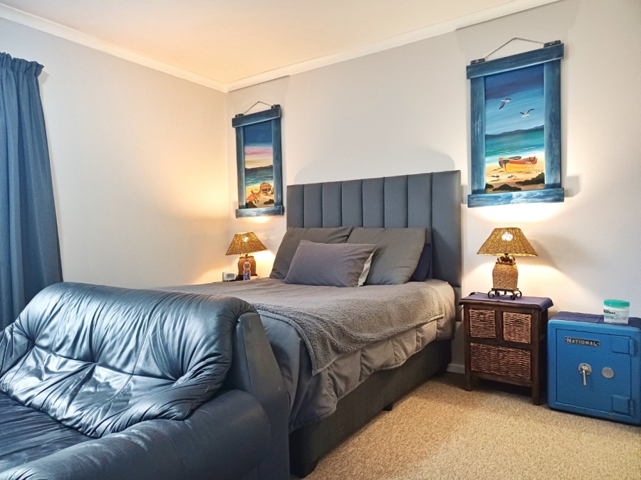 3 Bedroom Property for Sale in Grootbrakhoogte Western Cape